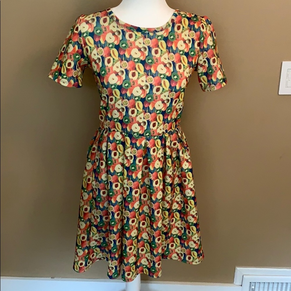 Adorable midi LuLaRoe Dress